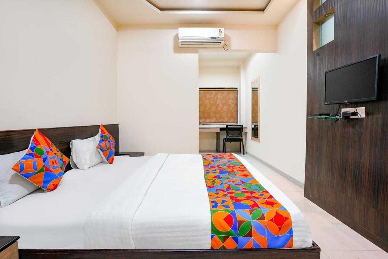 Fabhotel Regent Inn - Nr Skywalk Bridge Pimpri-Chinchwad Εξωτερικό φωτογραφία